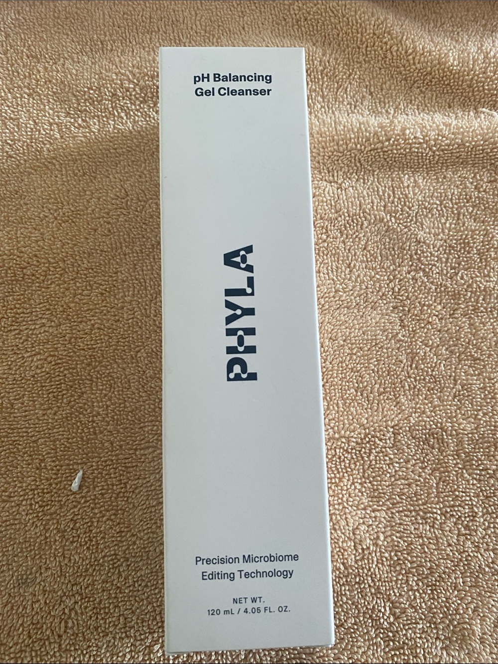 pH Balancing Gel Cleanser — White Daily pH-Balanced Cleanser